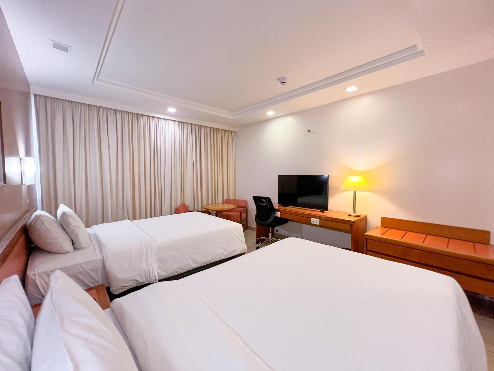 Castro'S Park Hotel Goiânia Esterno foto